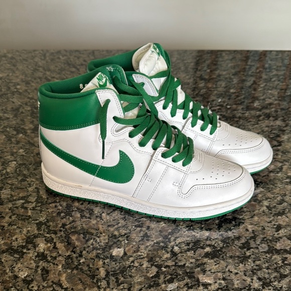 Nike air ships High-Top Sneakers in White and Green EUC 8.5 - Picture 2 of 12